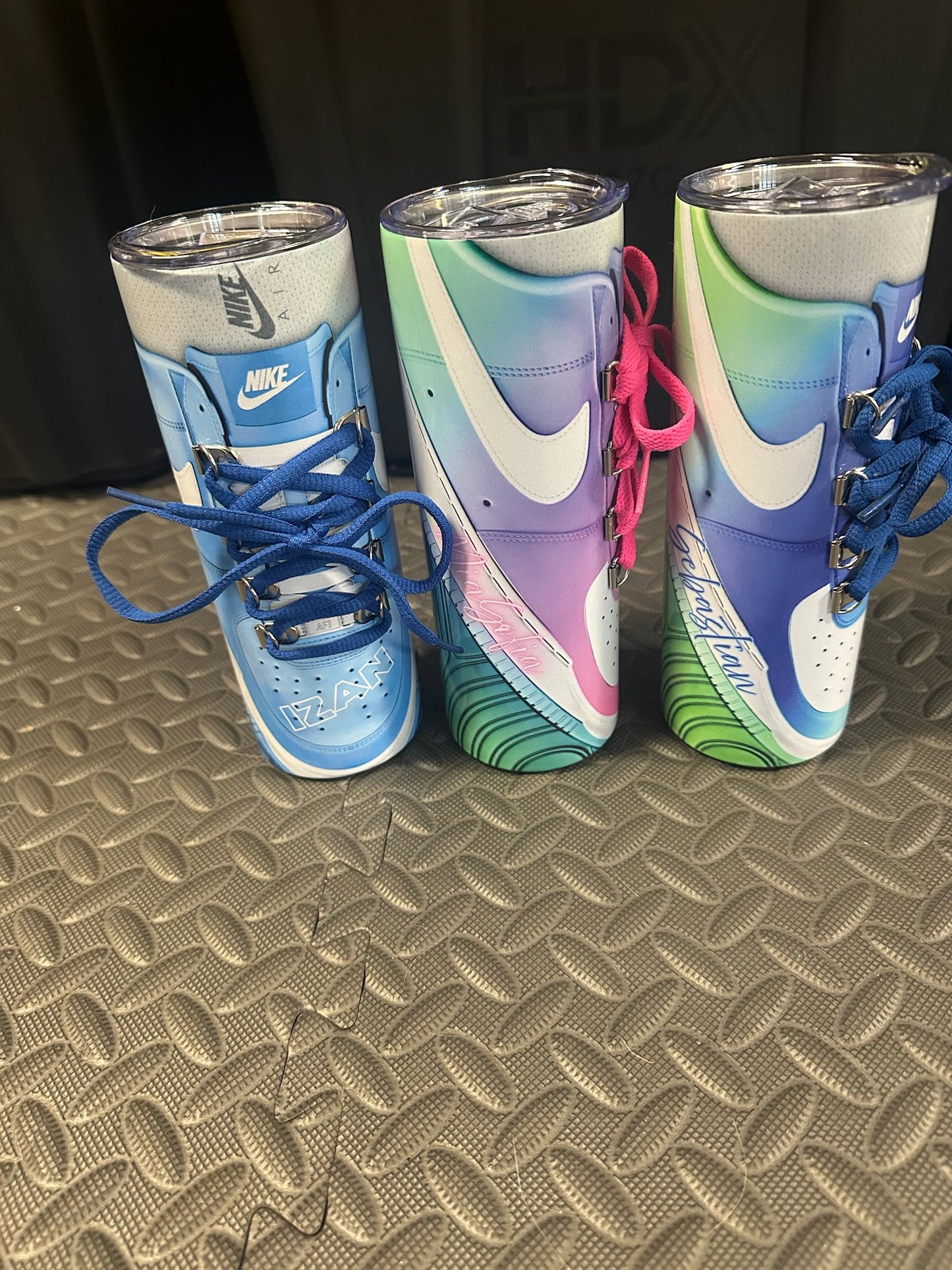Shoelace Tumblers Custom – Sip in Sneaker Style 👟✨