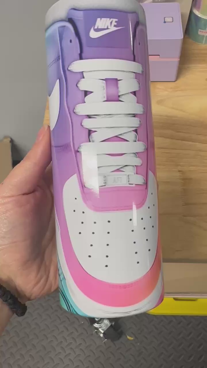Shoelace Tumblers Custom – Sip in Sneaker Style 👟✨